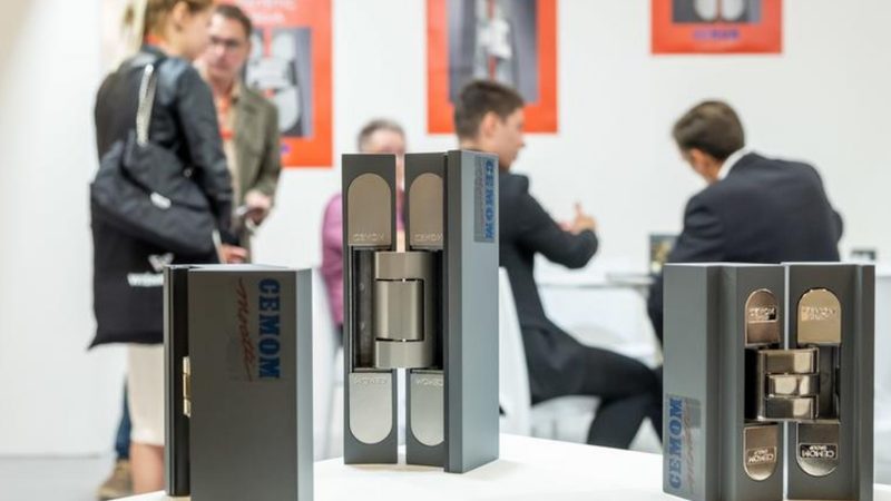 玻璃幕墙规范2025版解读：新标准下的行业变革